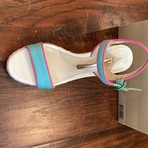 Sophia Webster multi color size 35 (5) slight wear very comfortable